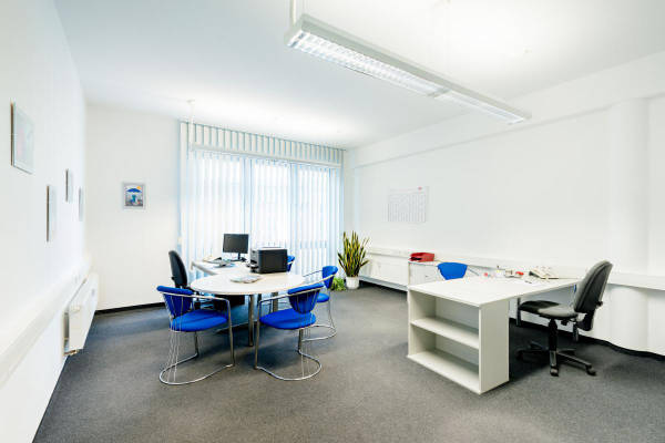Büro- & Geschäftsräume